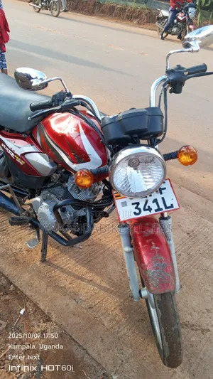 TVS HLX 125 2022 Red