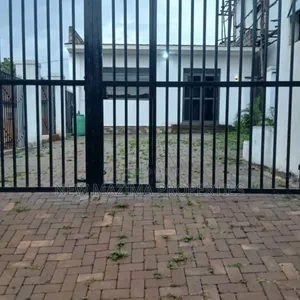3bdrm House in Namasuba Town, Central Division for sale