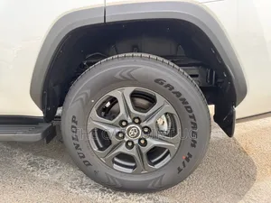 New Toyota Land Cruiser LC300 2025 White