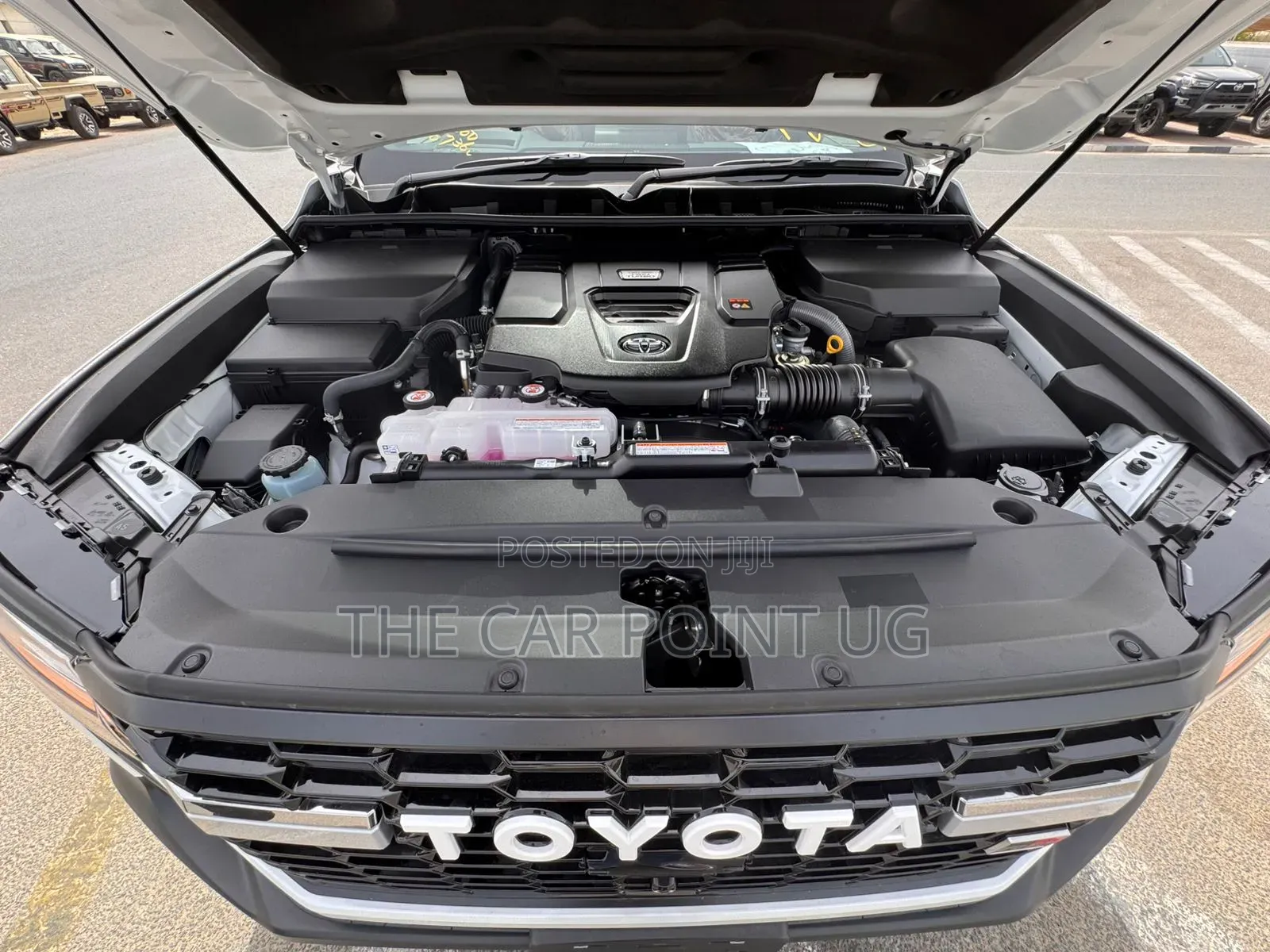 New Toyota Land Cruiser LC300 2025 White