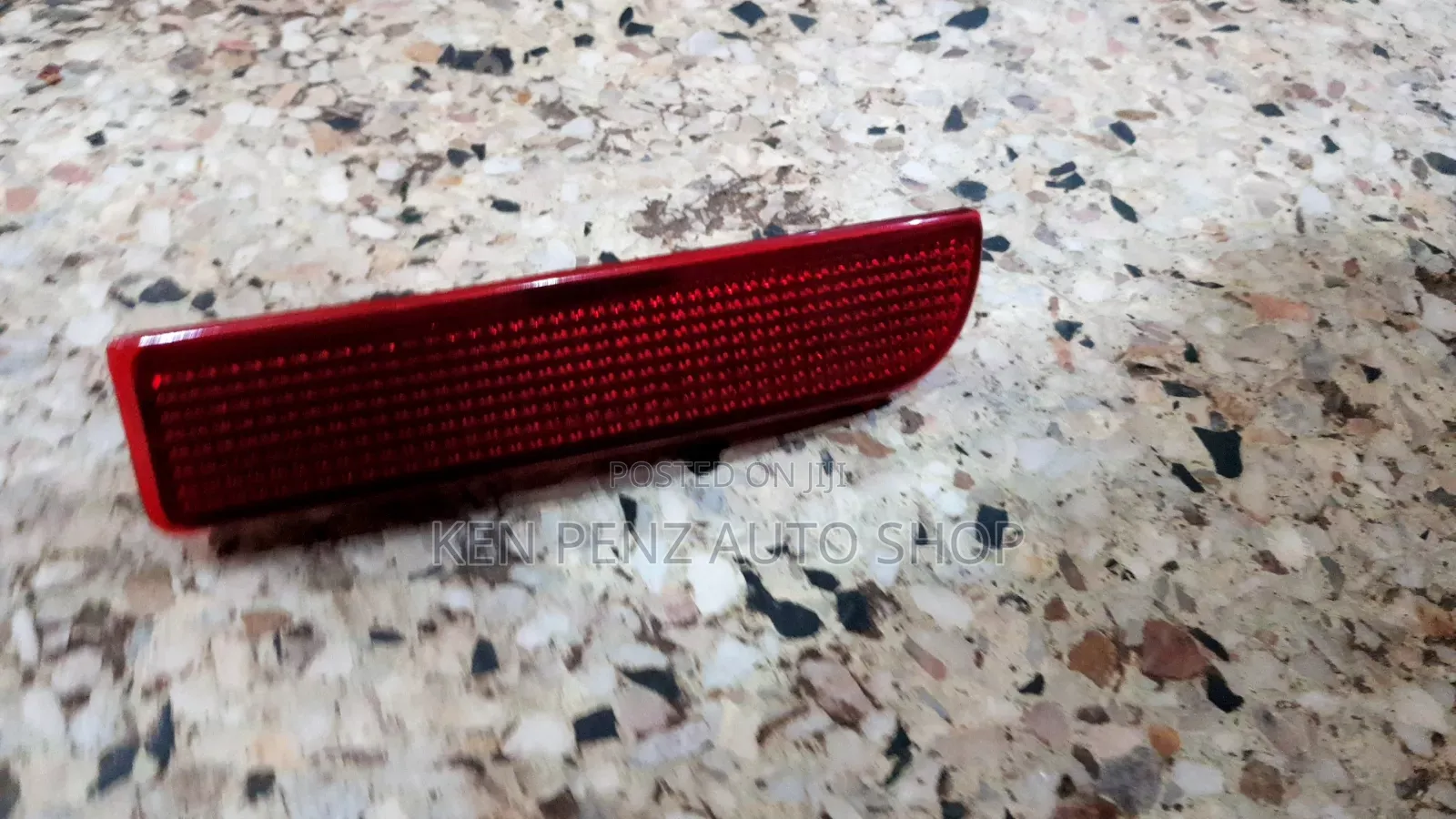 Toyota Vanguard and Wish Rear Bumper Reflector