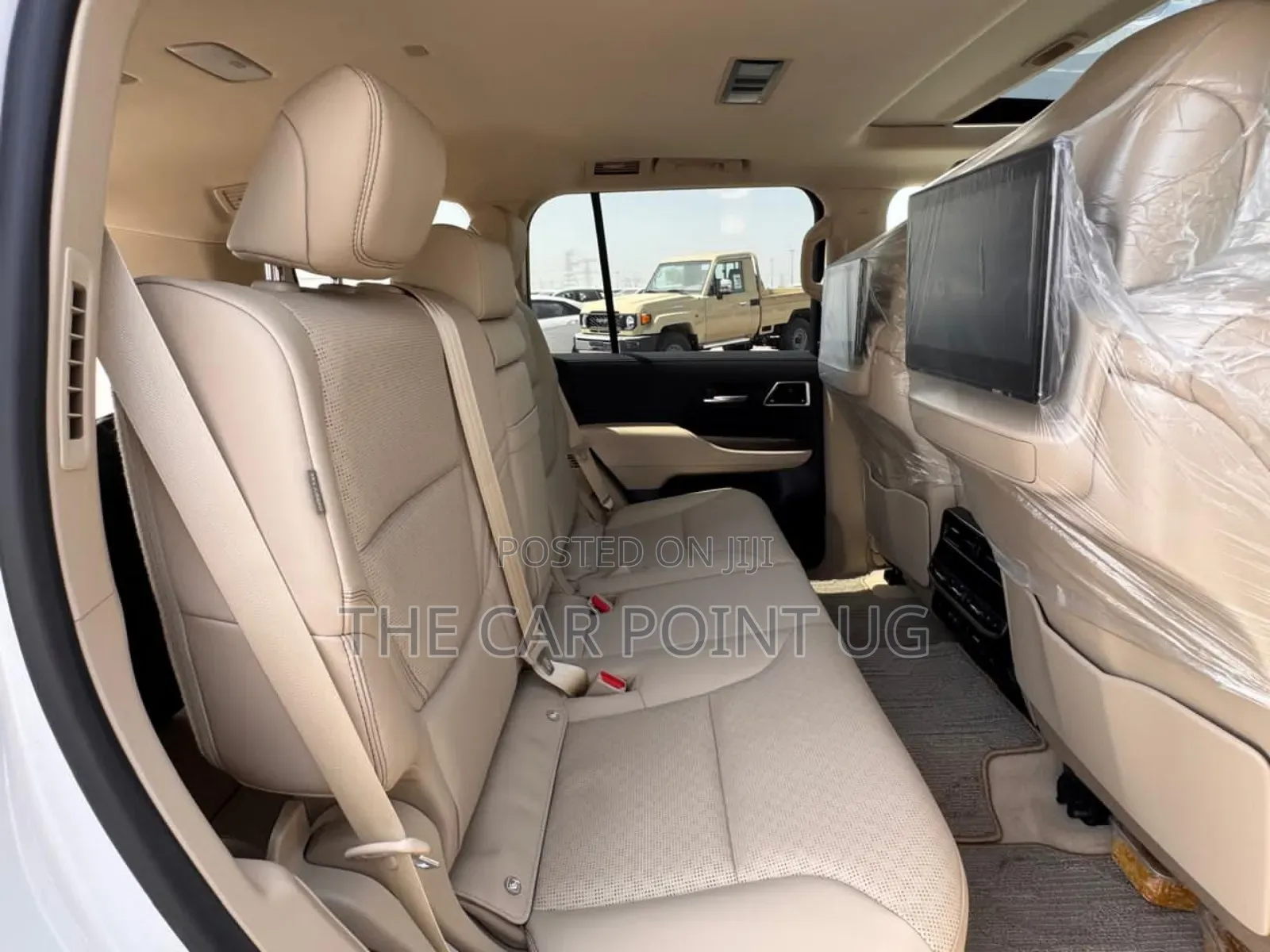 New Toyota Land Cruiser LC300 2024 White