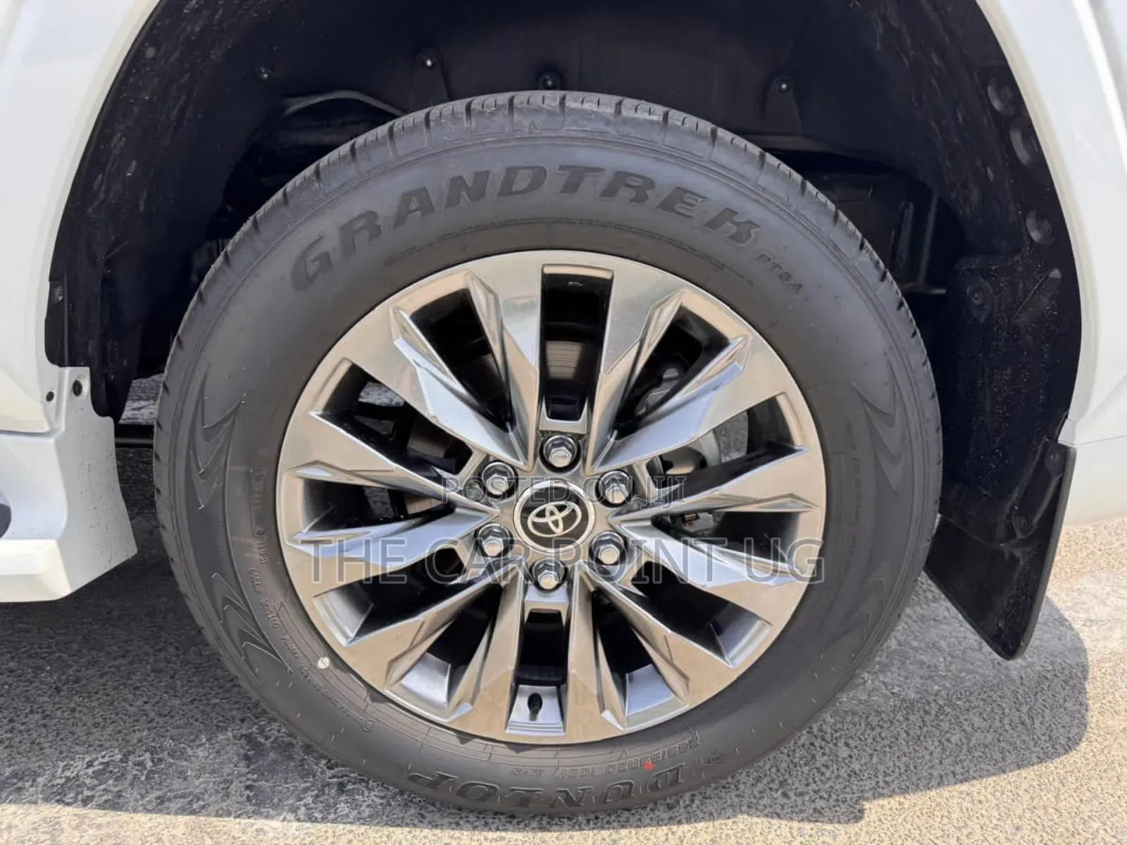New Toyota Land Cruiser LC300 2024 White
