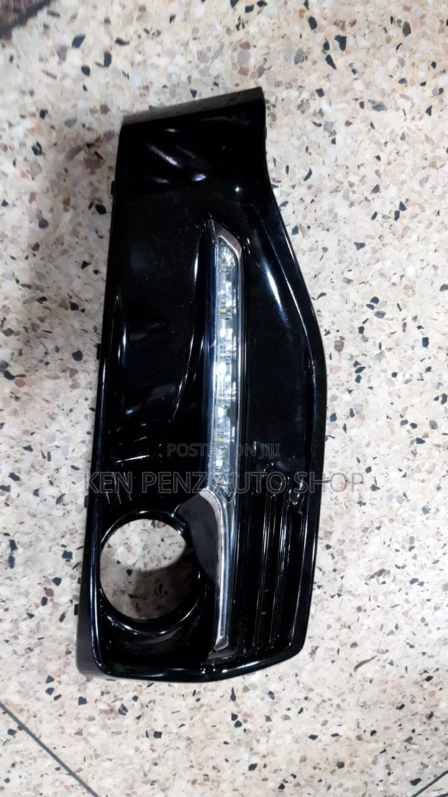 Subaru Impreza Xv Hybrid Foglamp Cover / Bumper Cover