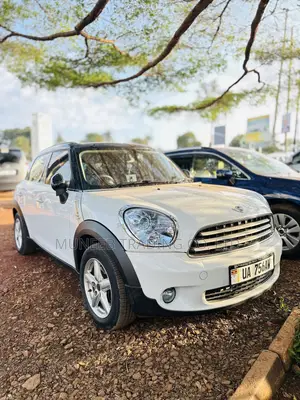 Mini Cooper Classic 2013 White