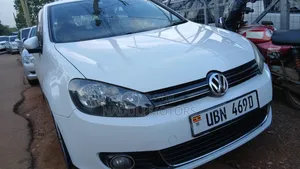 Volkswagen Golf GTI 2010 White