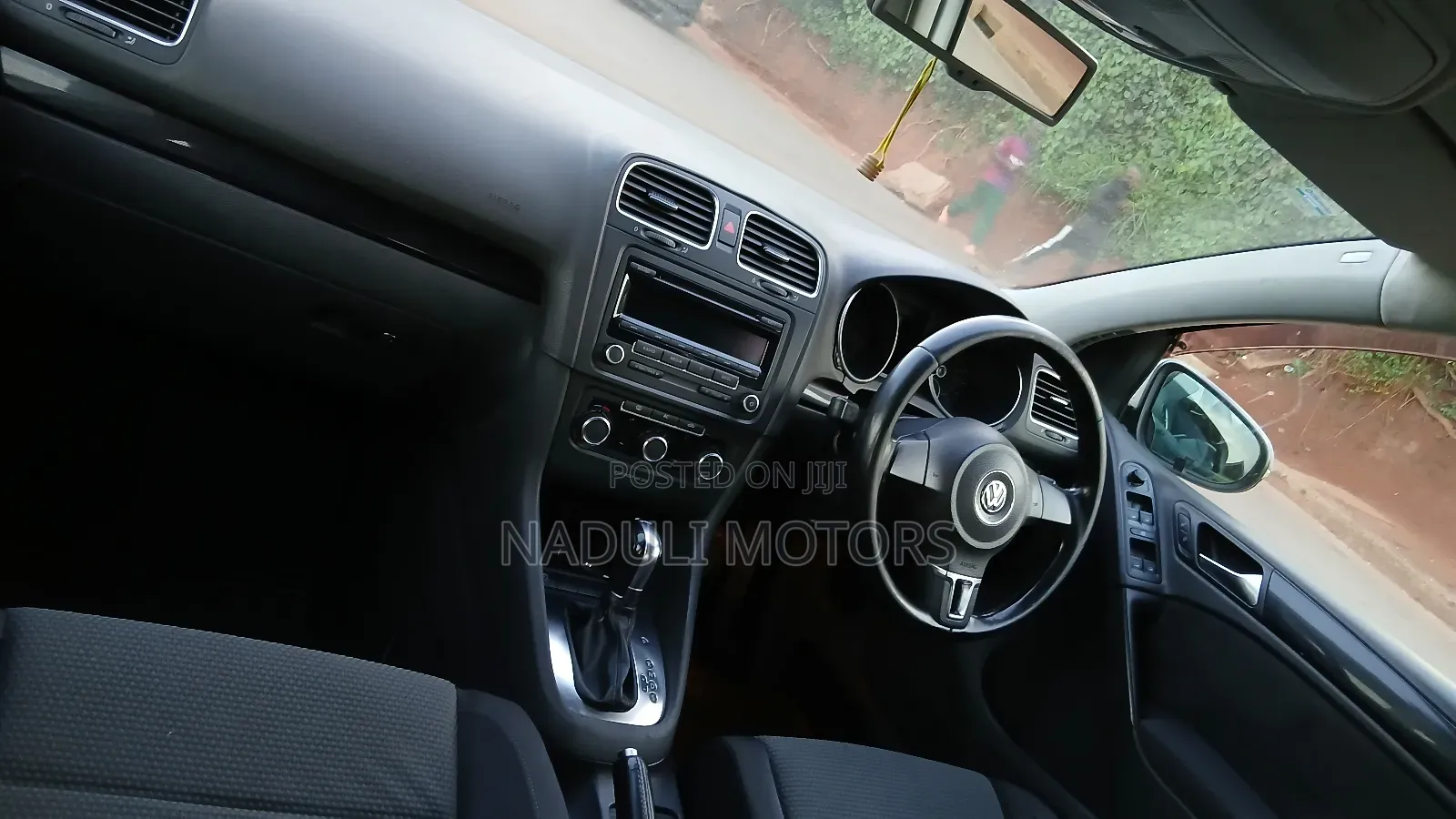 Volkswagen Golf GTI 2010 White