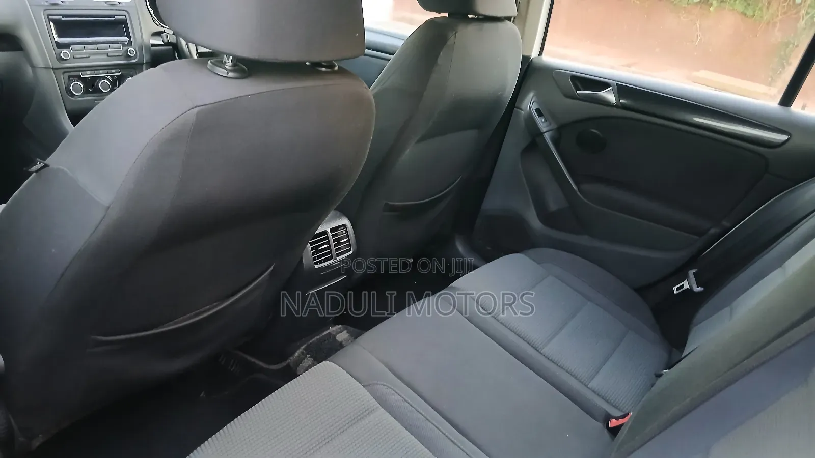 Volkswagen Golf GTI 2010 White