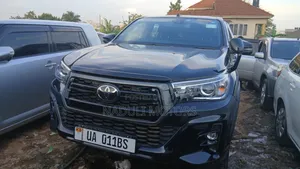 Toyota Hilux 2019 Black