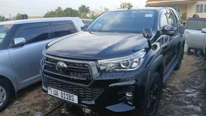 Toyota Hilux 2019 Black