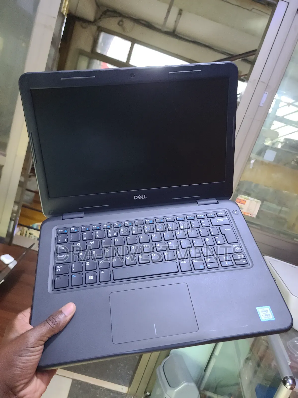 New Laptop Dell Latitude 3310 4GB Intel Core I5 SSD 128GB