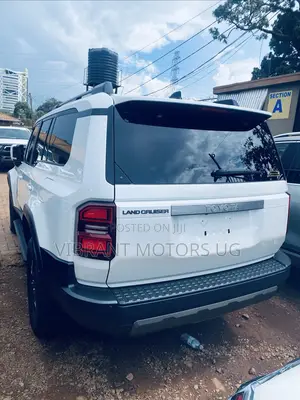 New Toyota Land Cruiser Prado 2024 White