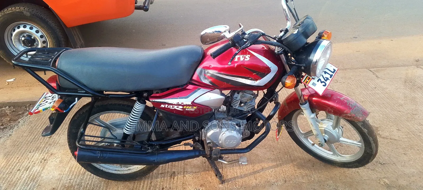 TVS HLX 125 2022 Red