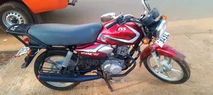 TVS HLX 125 2022 Red