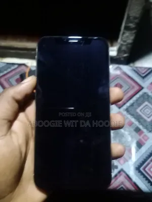 Apple iPhone X 64 GB White