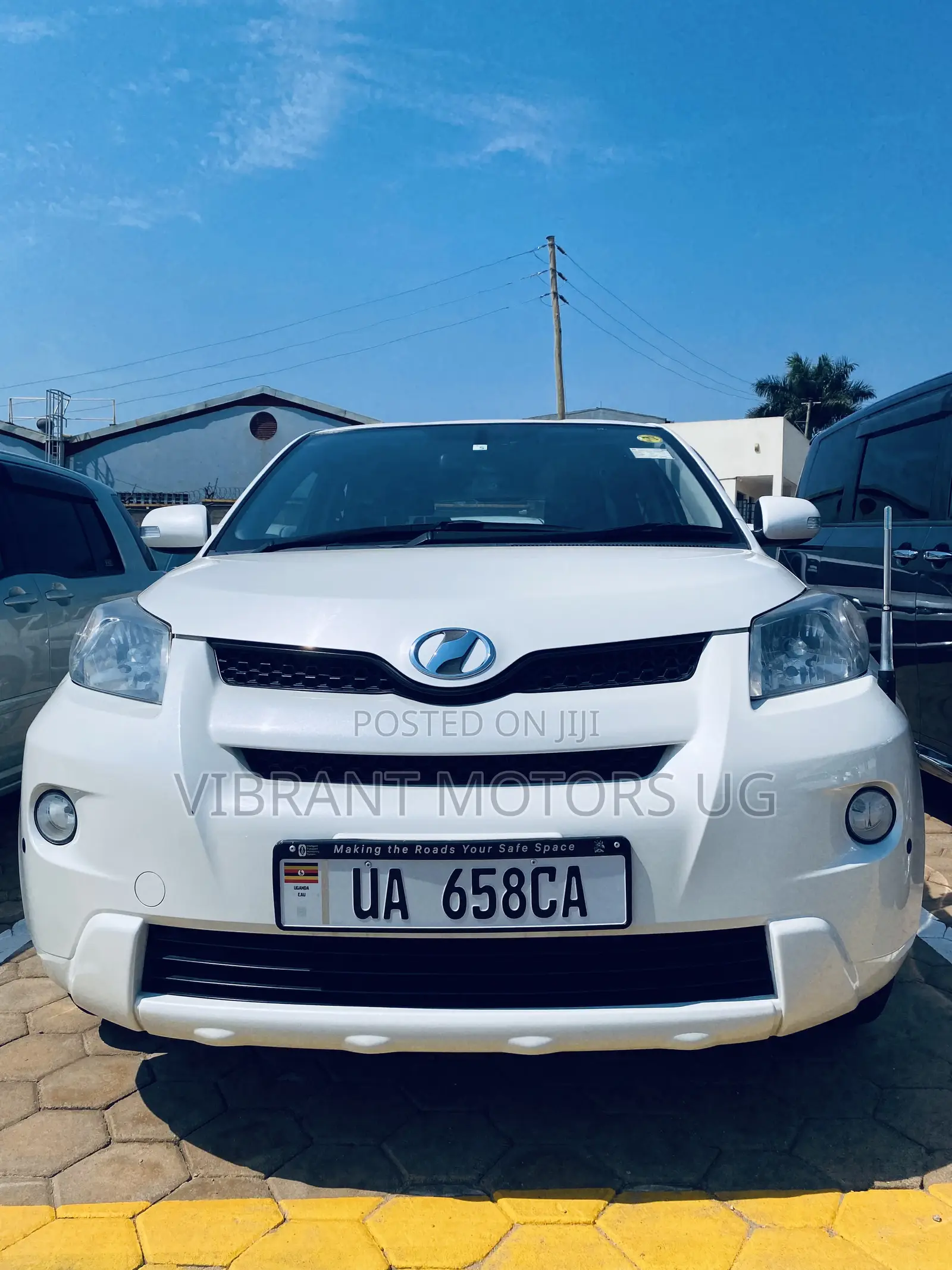 Toyota IST 2011 White