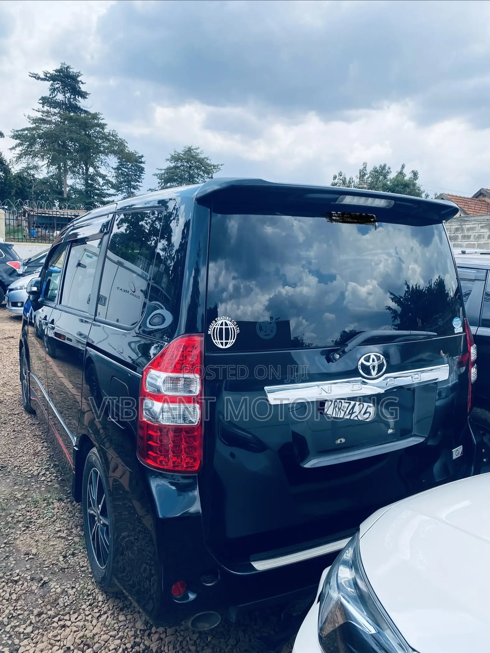 Toyota Noah 2012 Black