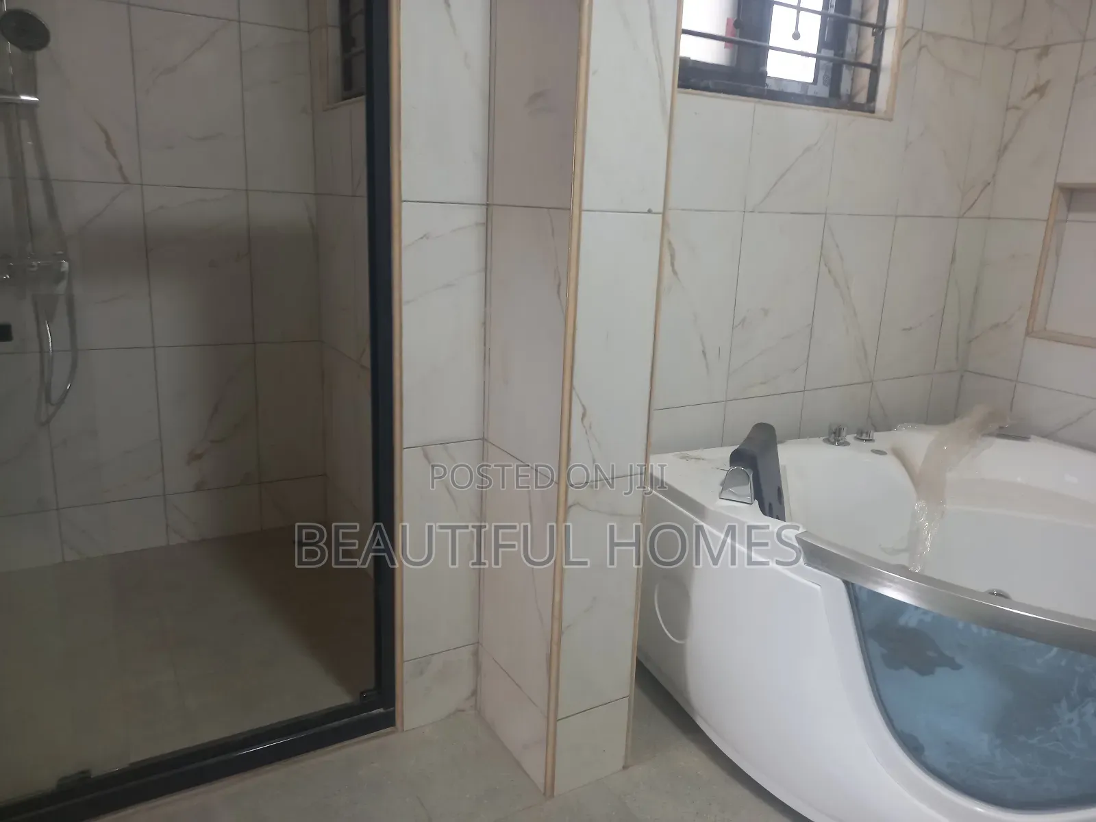 Furnished 6bdrm Mansion in Bunga, Makindye for sale