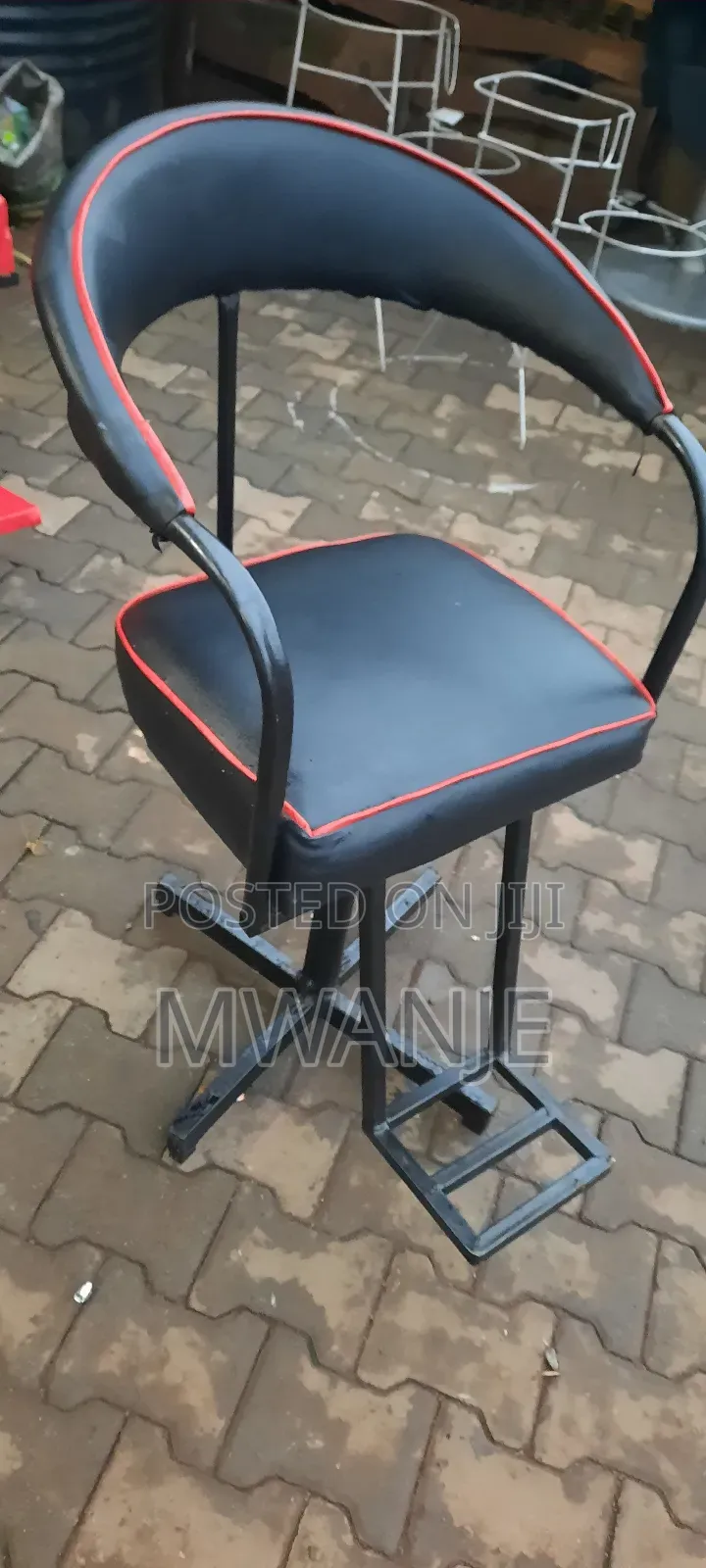 Beautiful Saloon Chair