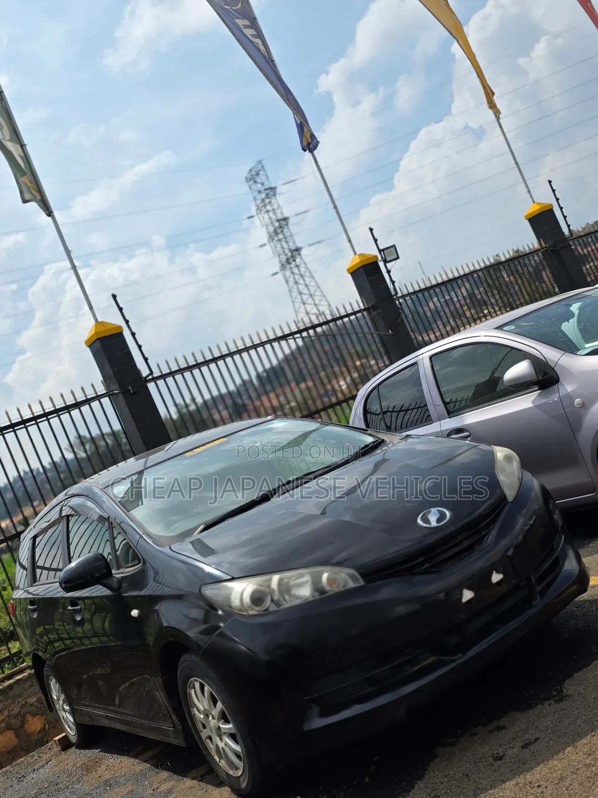 Toyota Wish 2012 Black