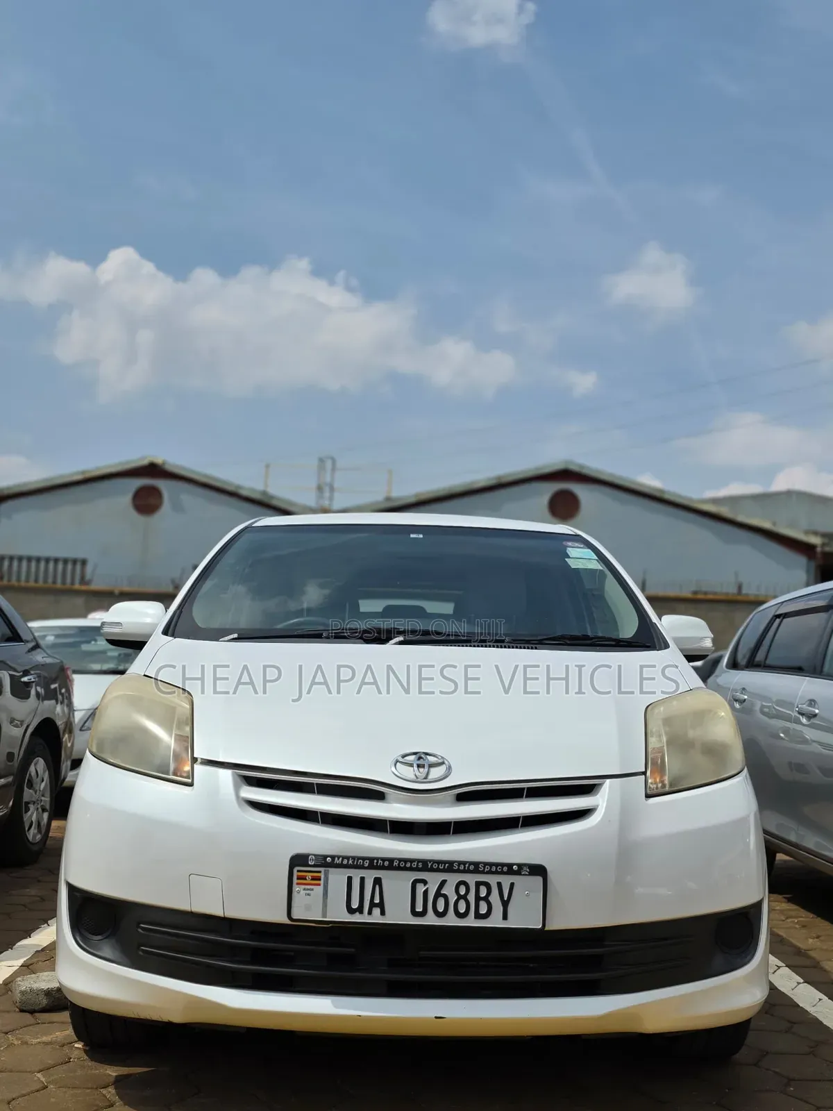 Toyota Passo Sette 2011 Pearl