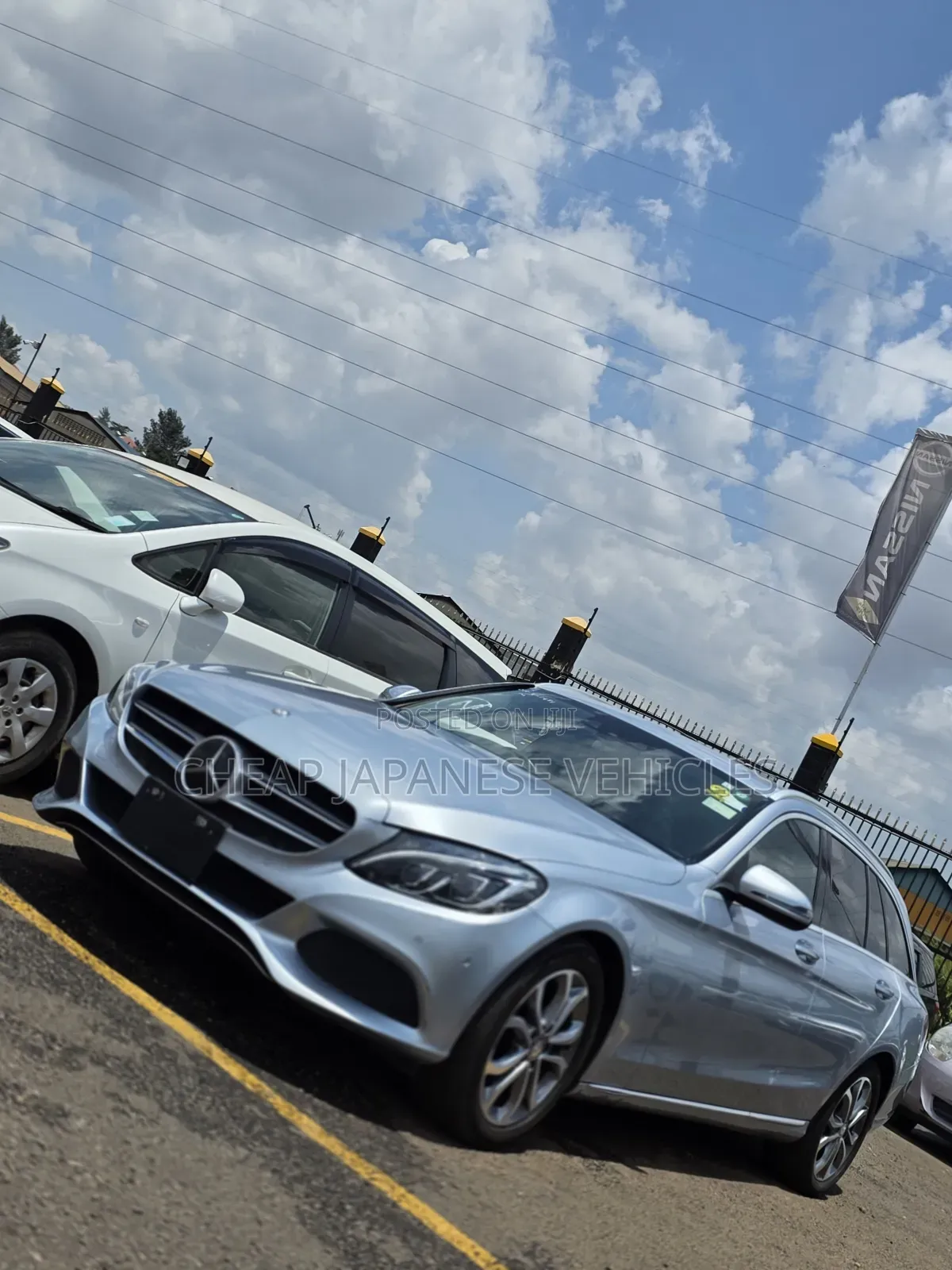 Mercedes-Benz C200 2017 Silver
