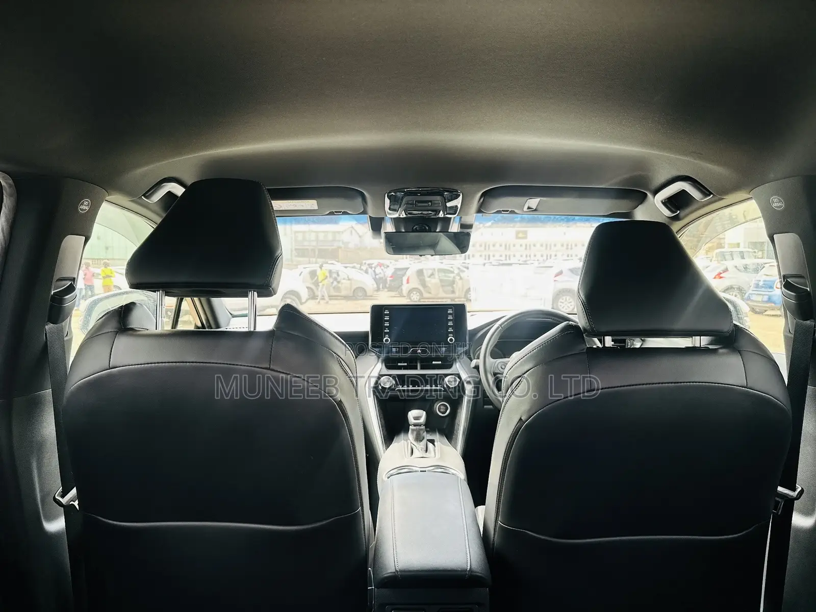 Toyota Harrier 2.0 2021 White