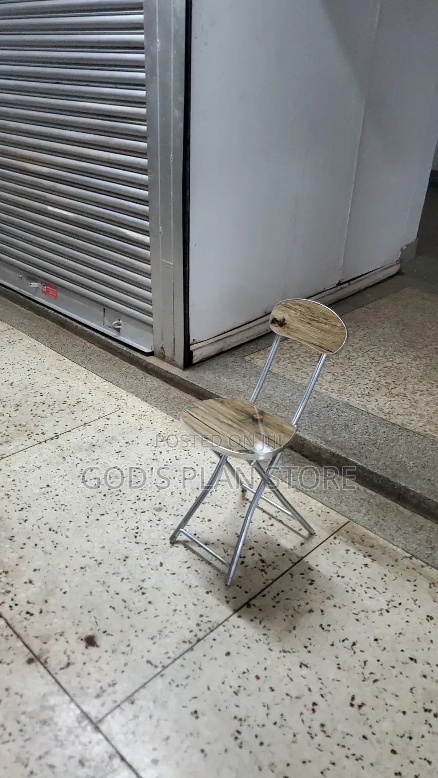 Foldable Reading Table