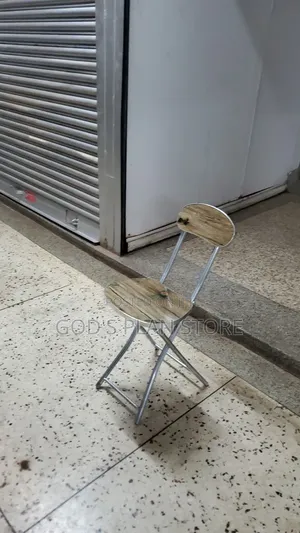 Foldable Reading Table