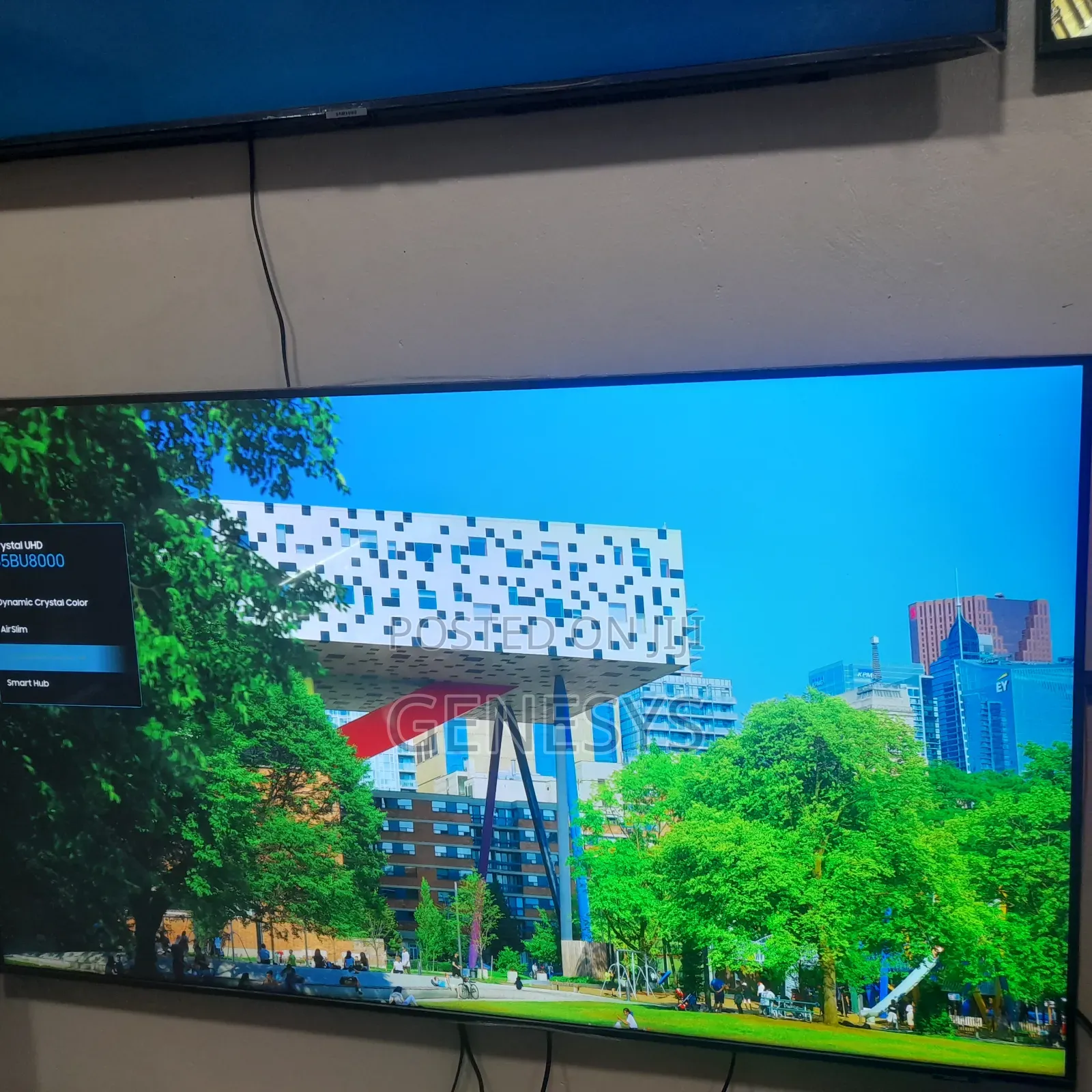 2023 Original Samsung BU8000 55 Inch TV