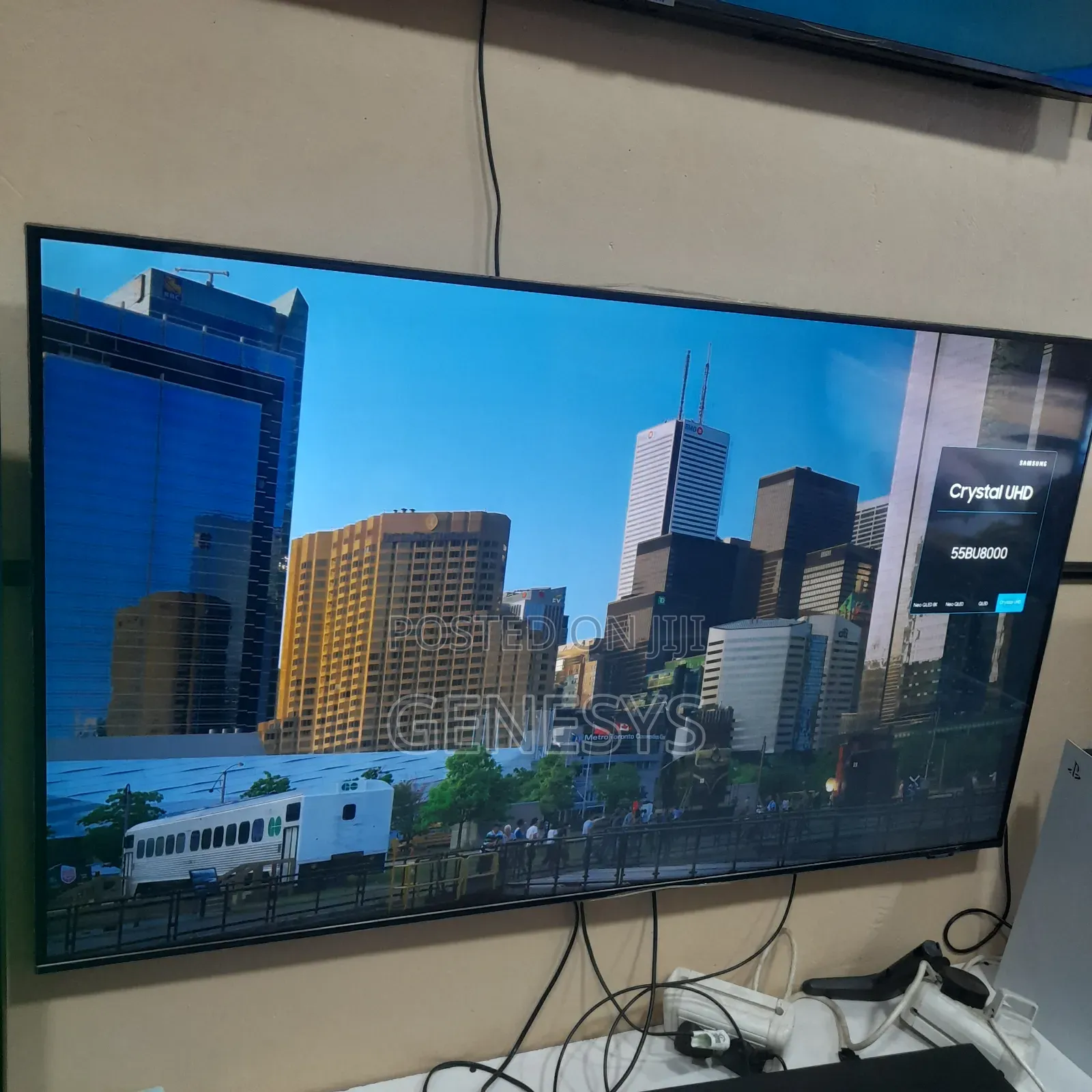 2023 Original Samsung BU8000 55 Inch TV