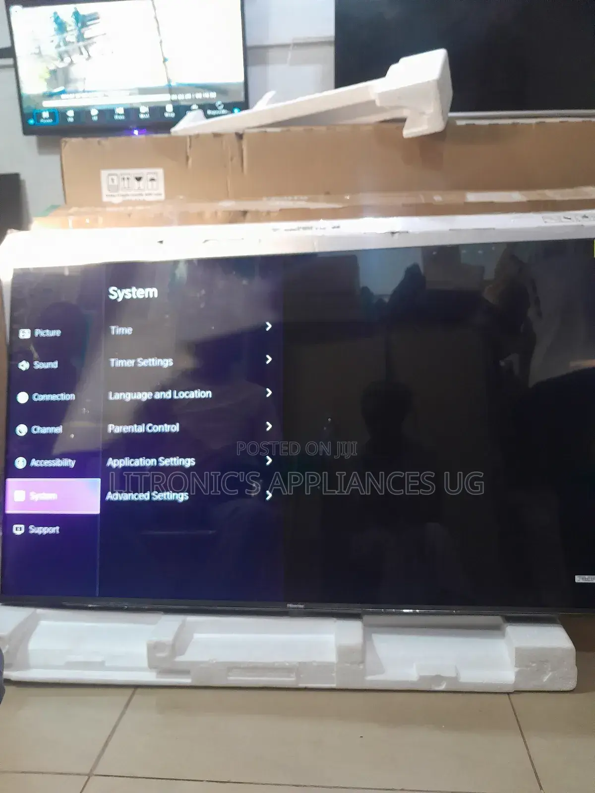 Hisense 50inches Smart Tv