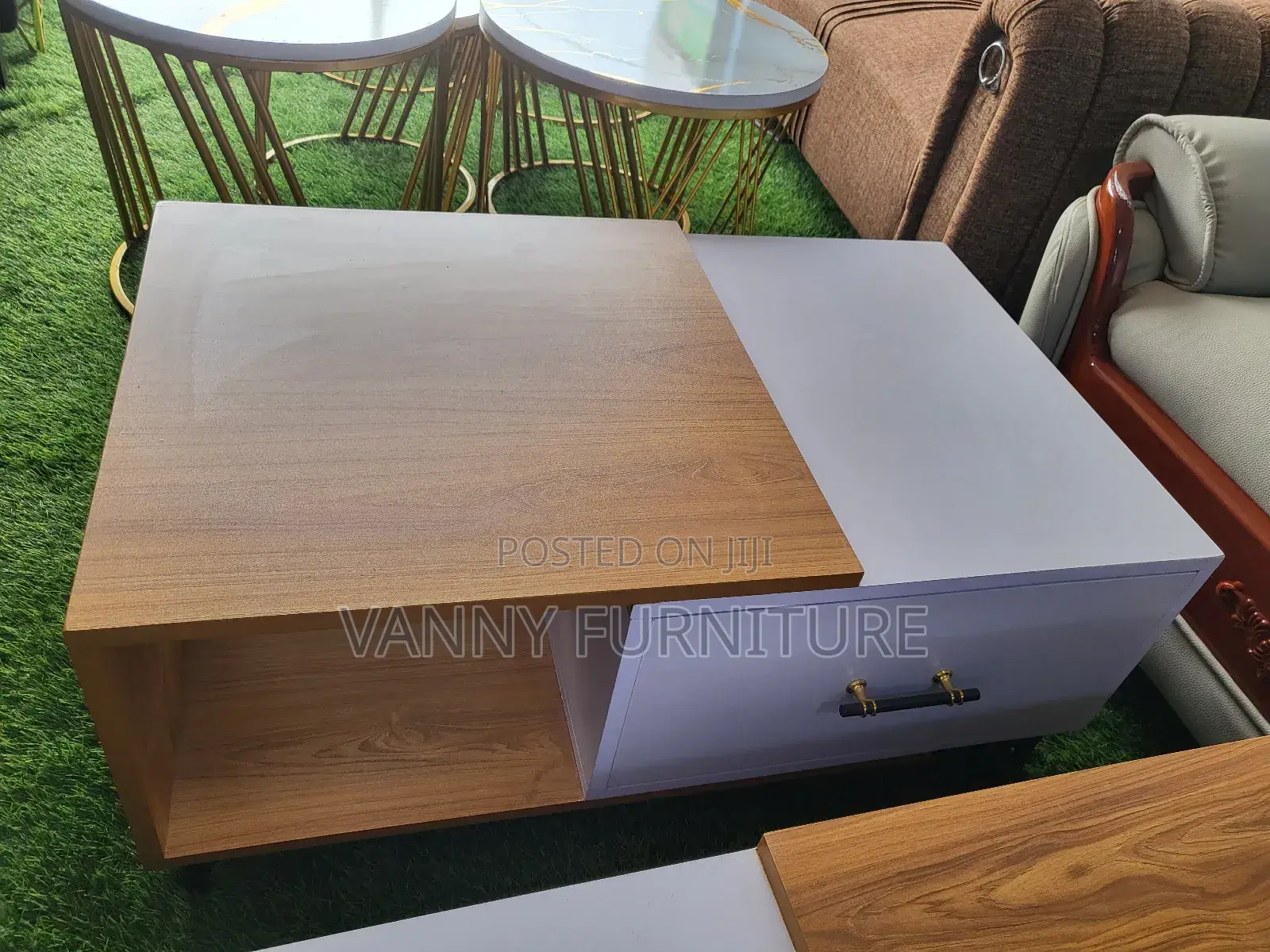 Centre Table/