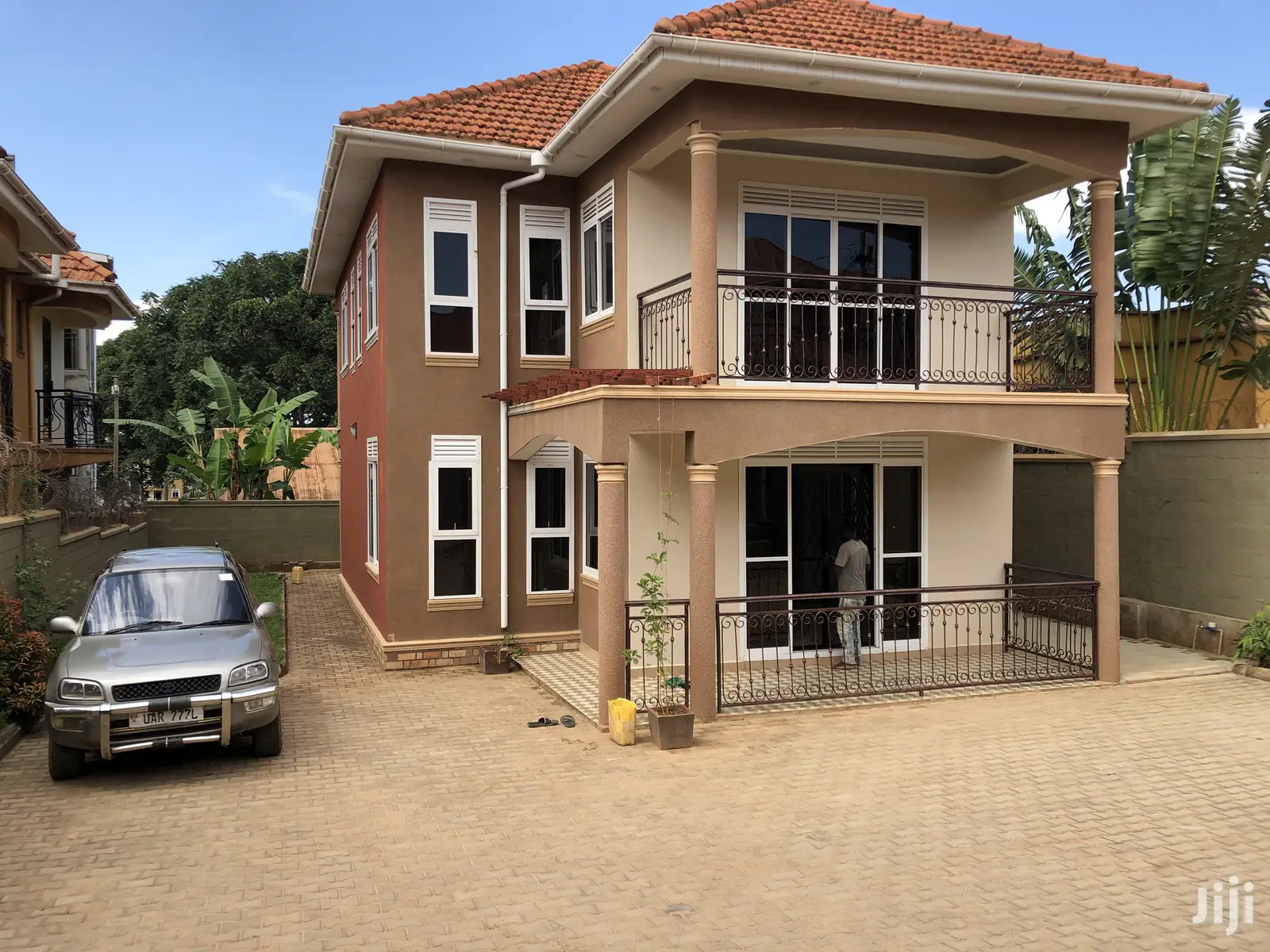 Naaly Grand Pix Mansion on Sale