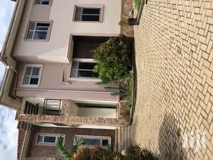 Beautiful House in Kira Tarmacked Neighborhood on Sale