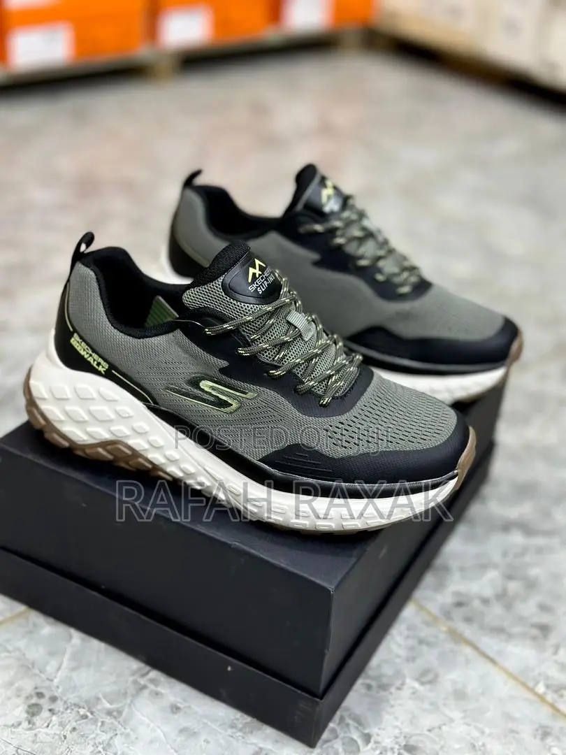 Original Skechers Go Walk Slip-ins Stretch Fit Running Sneakers