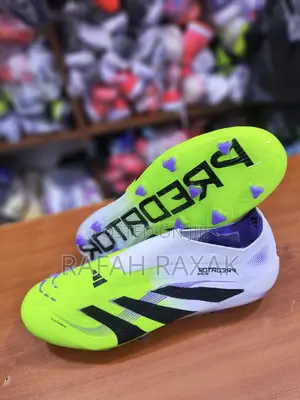 Adidas Predator Elite Green/White Laceless Football Boots