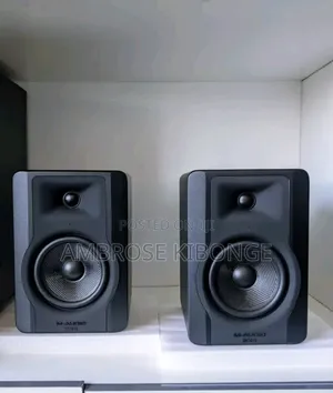 M-Audio Bx8 D2 Active Solid Bass Response Studio Monitors Paired