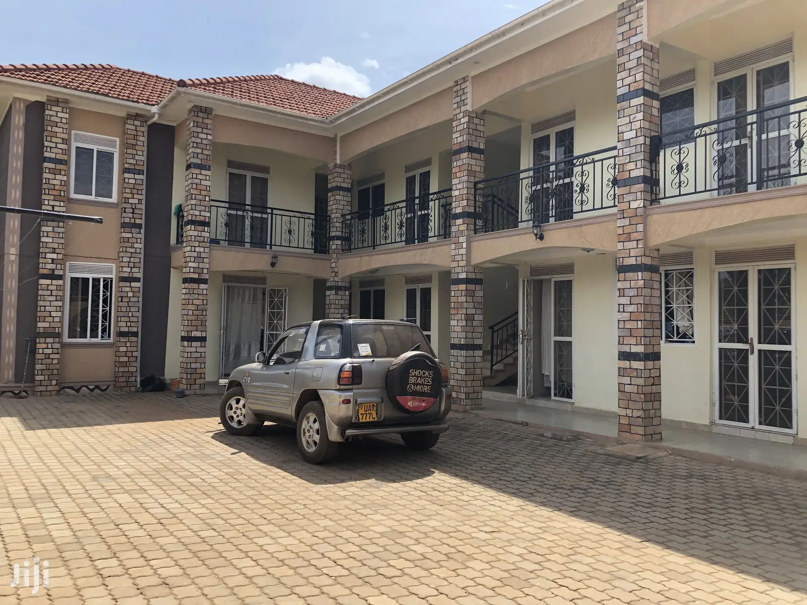 Apartments in Kyaliwajjara for Sale