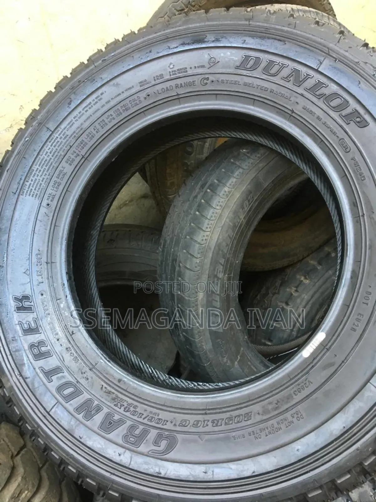 205r16c Dunlop Grandtrek Brand New
