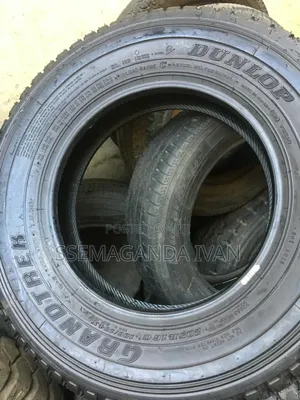205r16c Dunlop Grandtrek Brand New