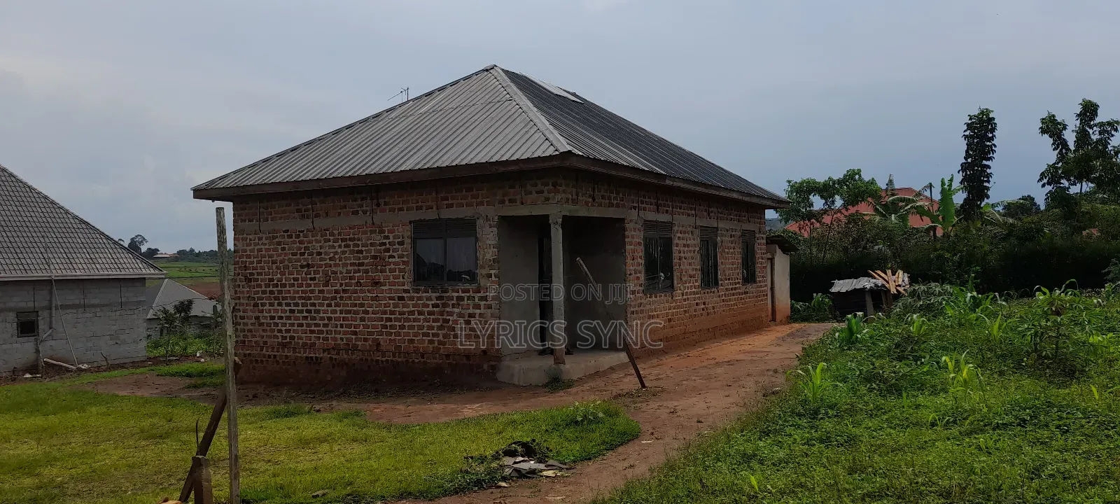 3bdrm House in Kakiri for sale
