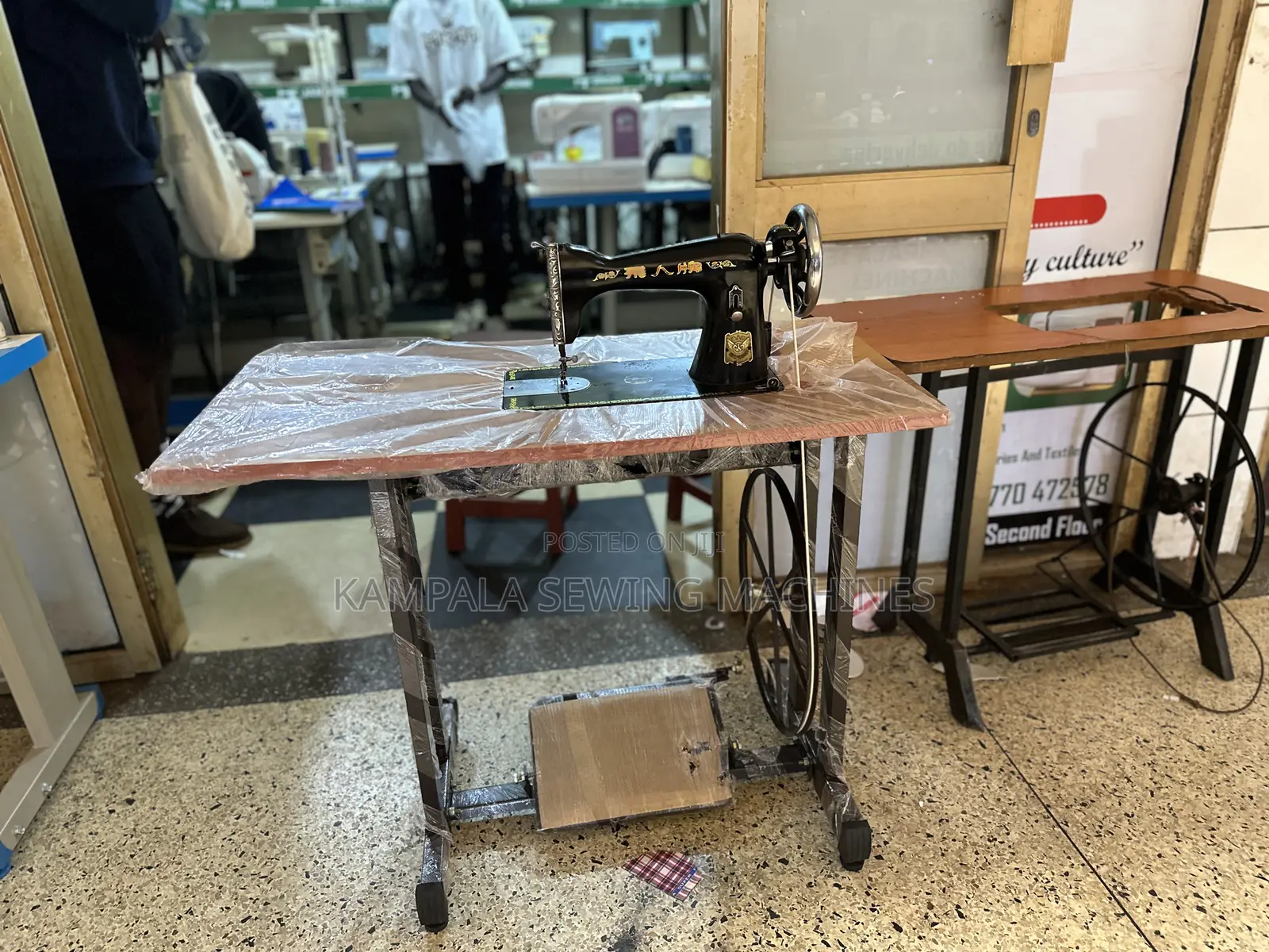 Japan Used Sewing Machines With New Original Stand With Warrantyy