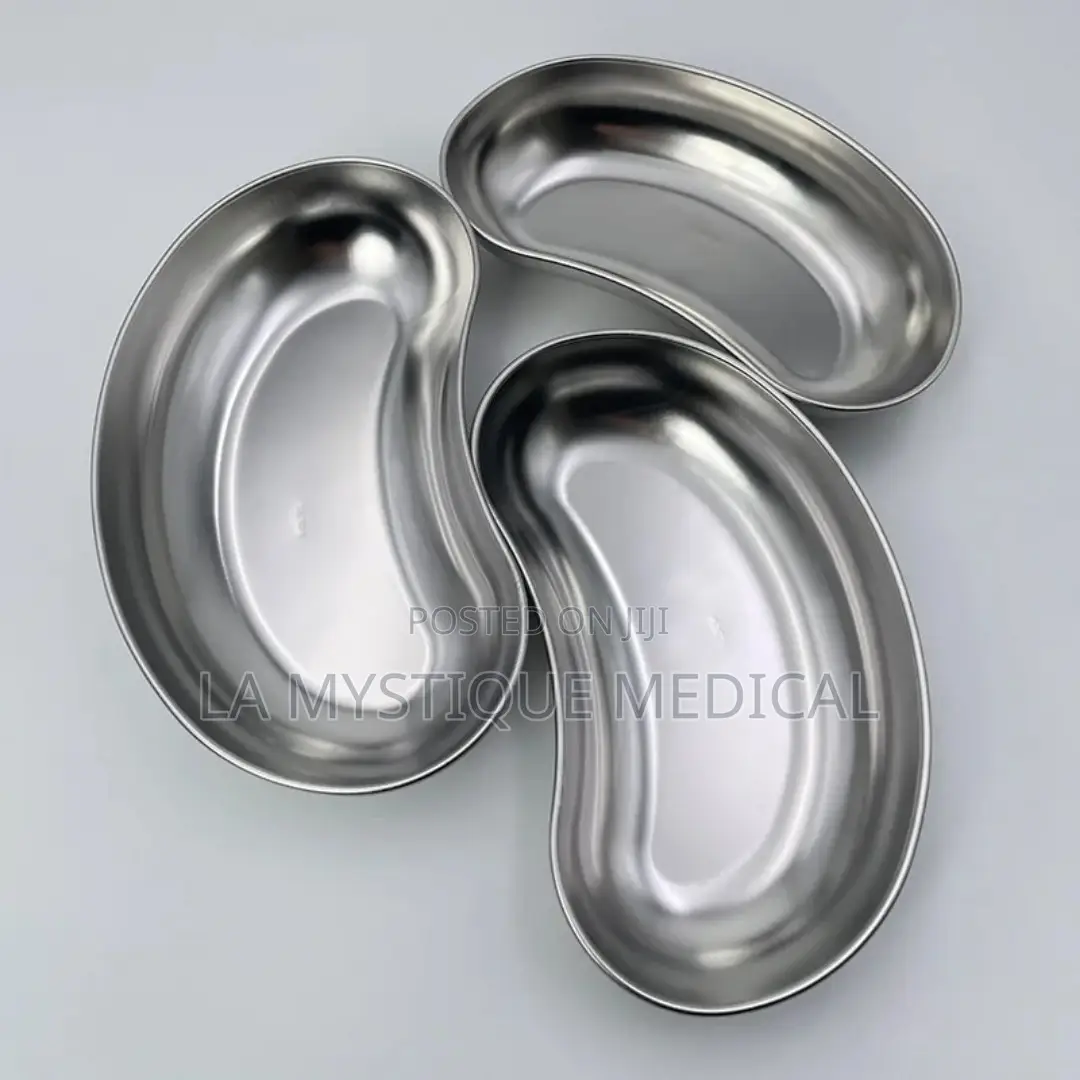 A Set of Surgical Kidney Dishes