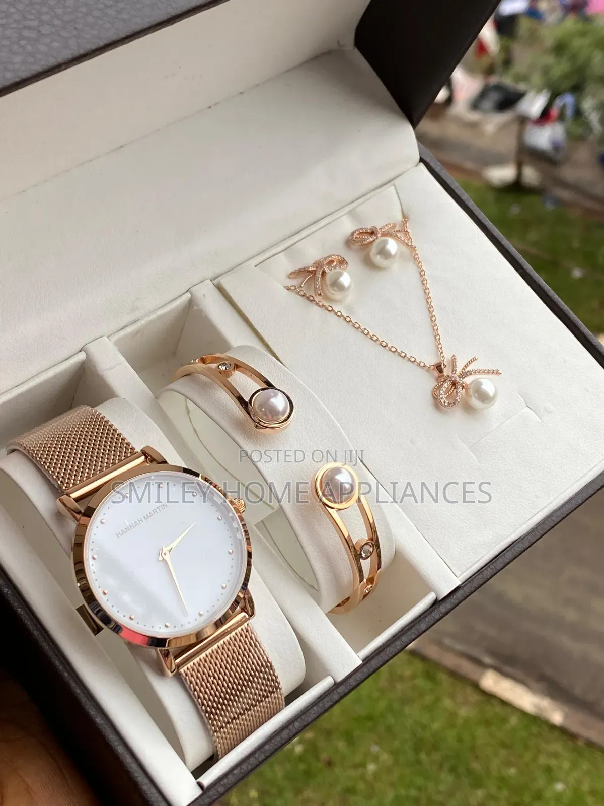 White Face Hannah Martin Women's Rose Gold Strapped Wrist Time Piece