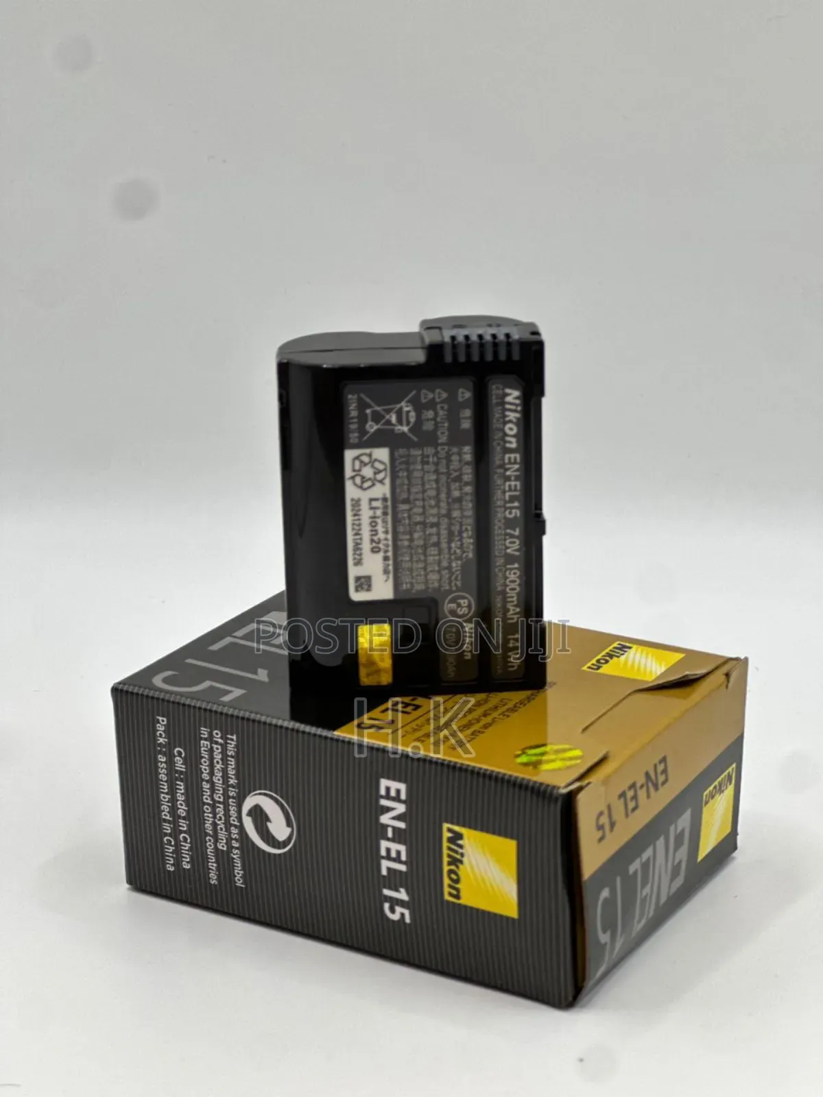 Nikon en-El15 Rechargeable Lithium-Ion Battery.