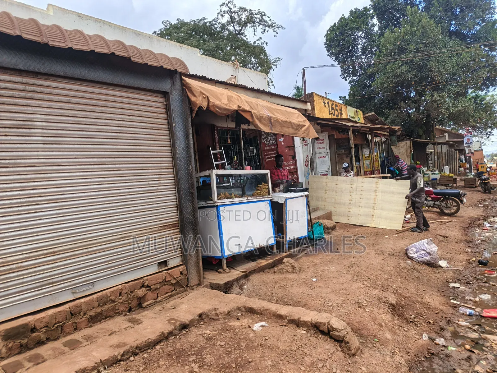 25ecimals on Quick Sale in Kyebando Nsoba