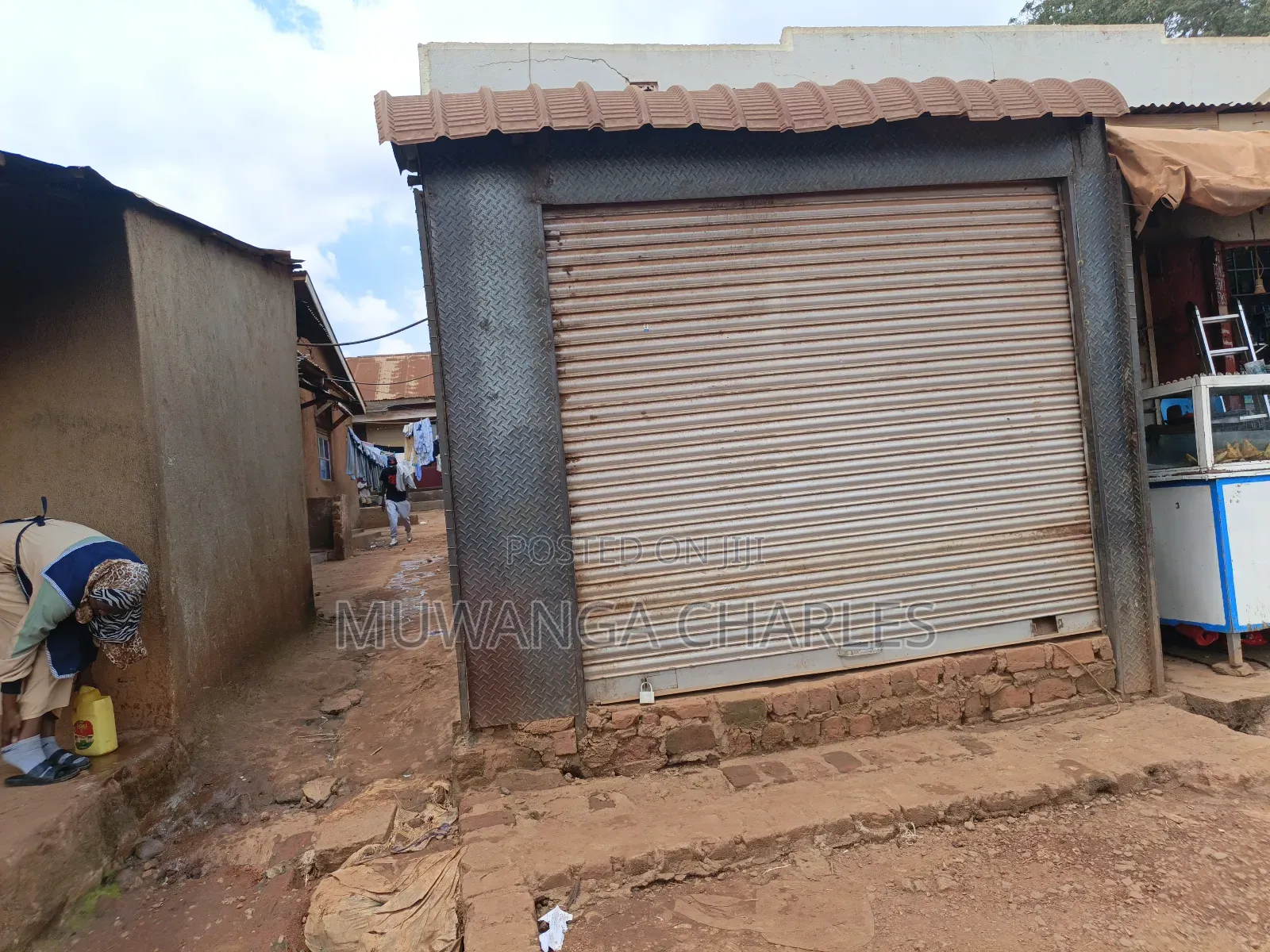 25ecimals on Quick Sale in Kyebando Nsoba