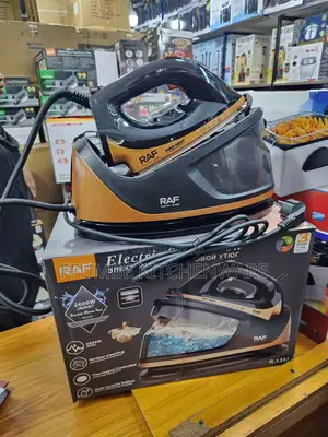 Steam Iron Raf