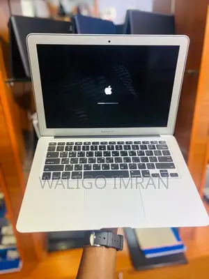 Laptop Apple MacBook Air 2017 8GB Intel Core I5 SSD 128GB